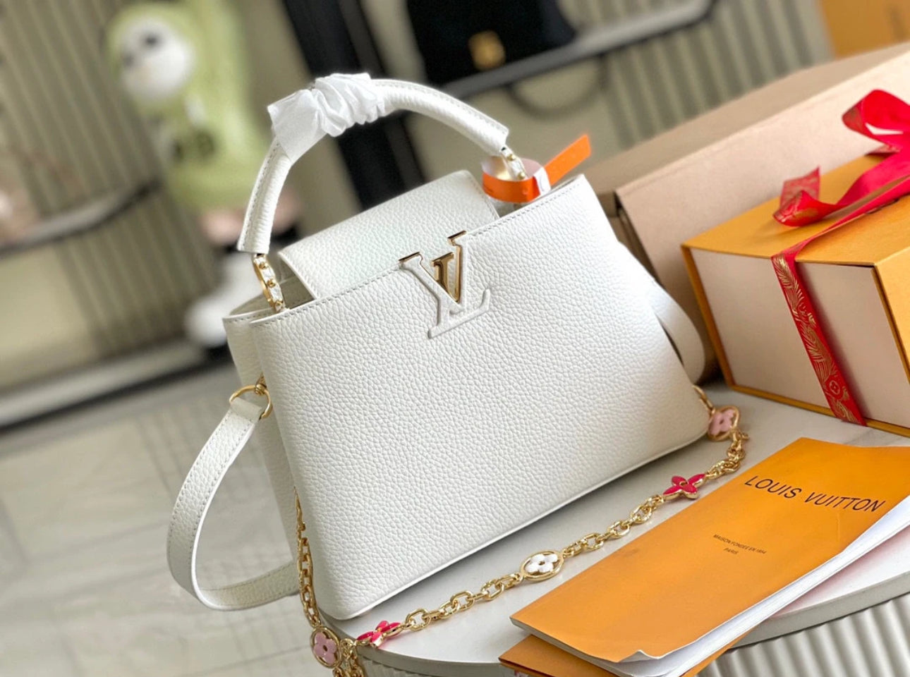 LV Capucines MM Taurillon Leather Handle Shoulder Bag with White Flower Strap (31.5 x 20 x 11) cm